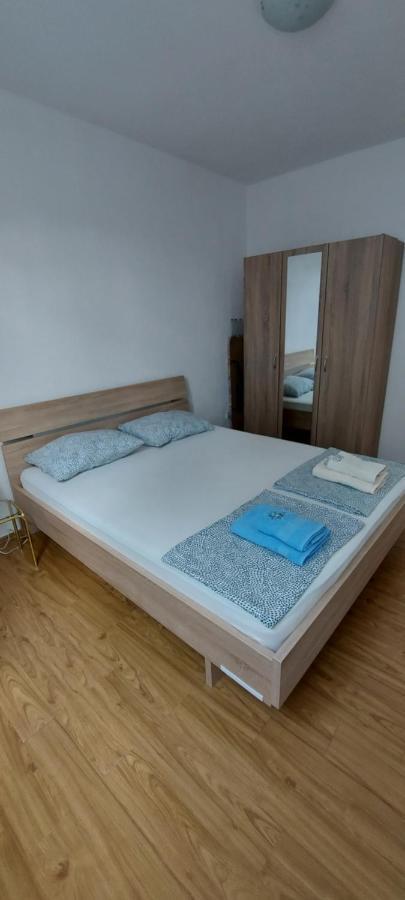 Miki * Ohrid